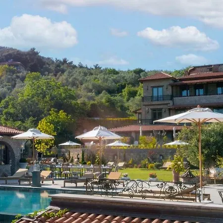 Nadas Kazdaglari Hotel *