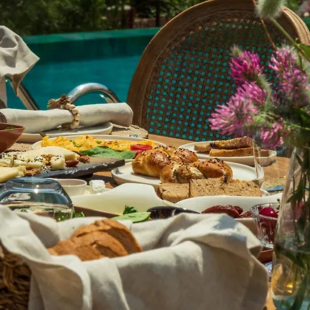 Nadas Kazdaglari Hotel Yesilyurt (Canakkale)
